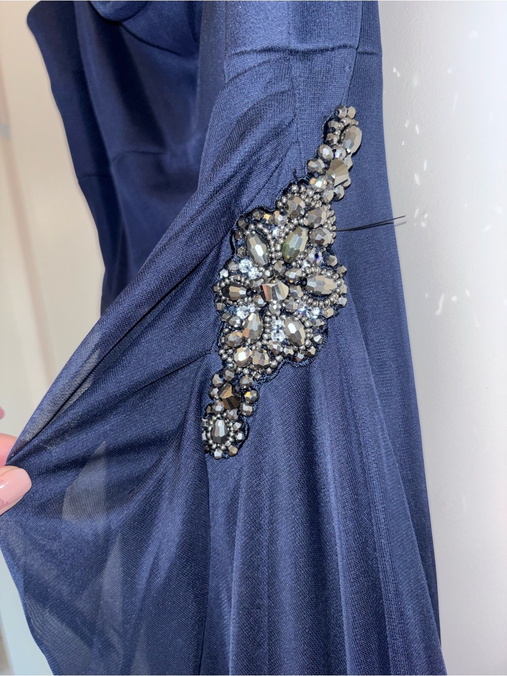 ALEX EVENINGS Embellished Navy Blue Cold Shoulder Column Gown - Picture 14 of 16